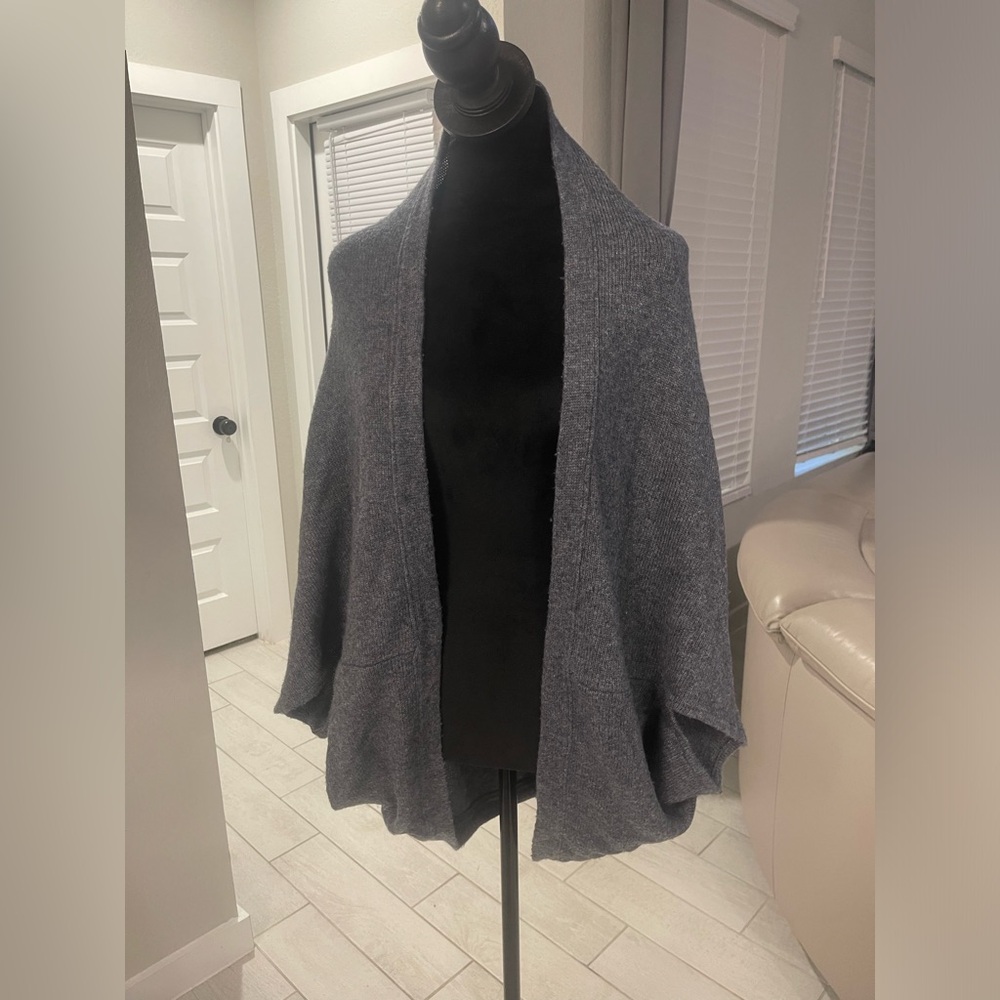 100% cashmere handmade in Nepal poncho jacket OS